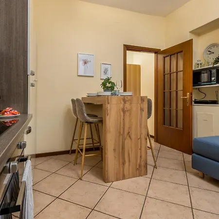 - Near Downtown - 아파트 *